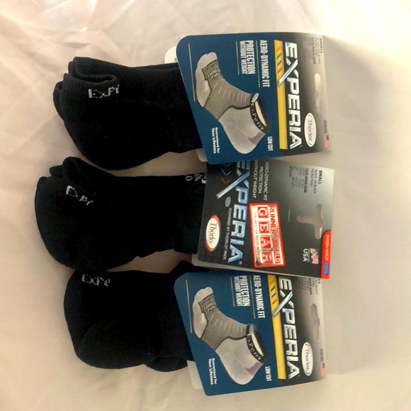 Thorlos Other - Thorlos Experia 3 Packs- Black